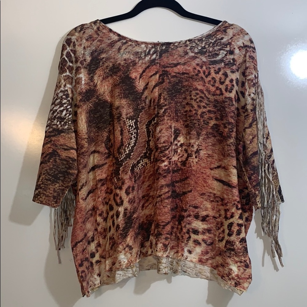Authentic Icons Fringe Top - Picture 2 of 3